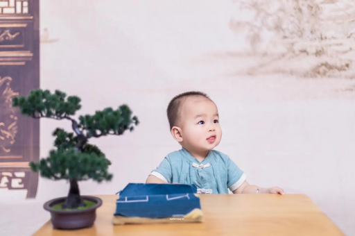 定州八个月宝宝可以吃盐吗